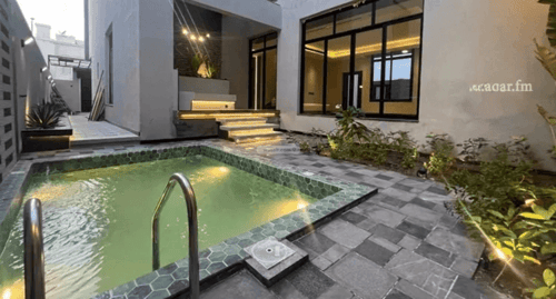 فيلا 8 غرف في الشراع 3