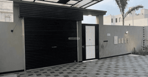 فيلا 8 غرف في الشراع 4