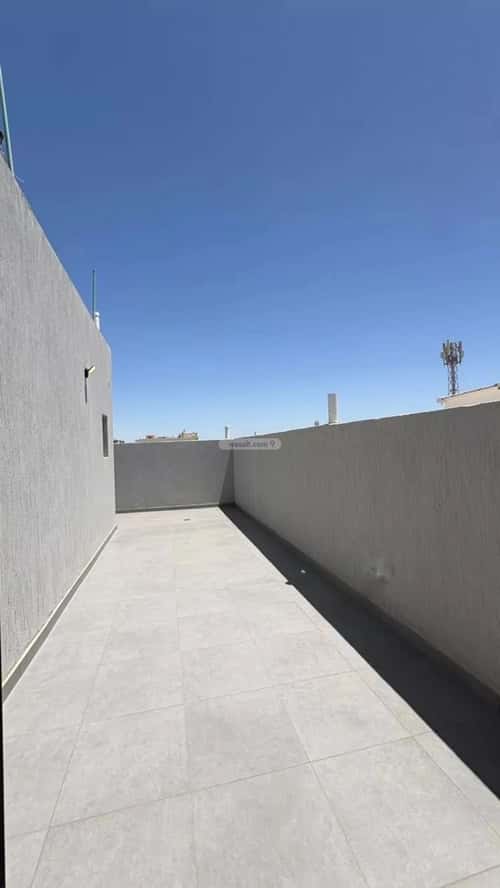 فيلا 8 غرف في الشراع 6