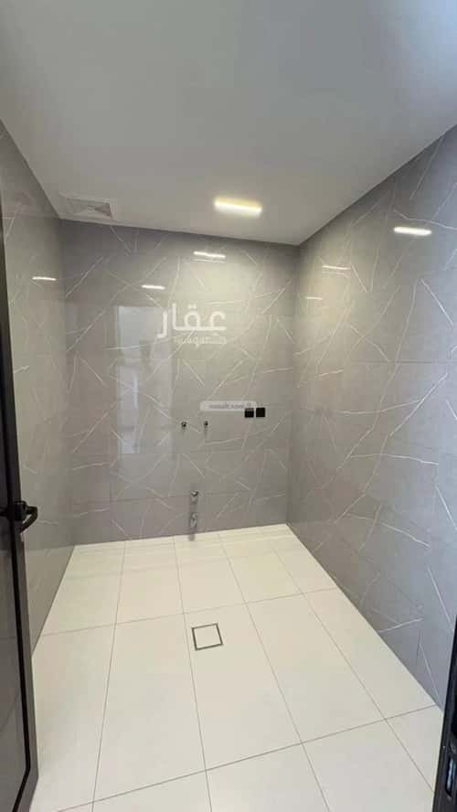 فيلا 8 غرف في الشراع 7