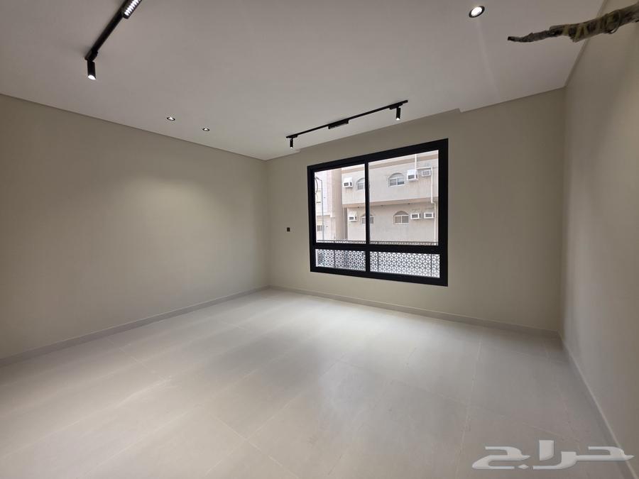 شقة 5 غرف في الشوقية 2