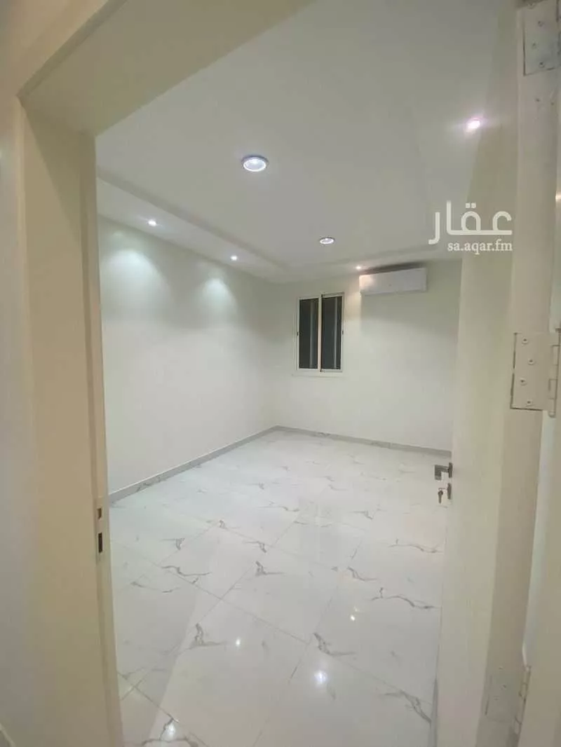 شقة 4 غرف في العارض 7