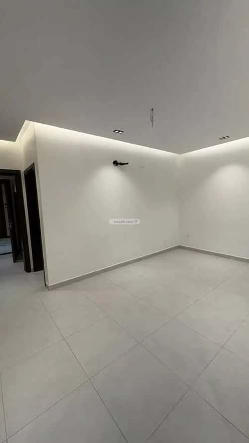 شقة 4 غرف في الواحة 5