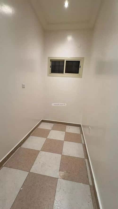 شقة 4 غرف في البساتين 6