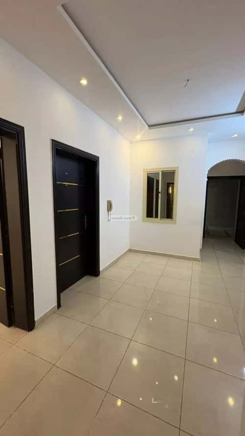 شقة 4 غرف في الريان 5