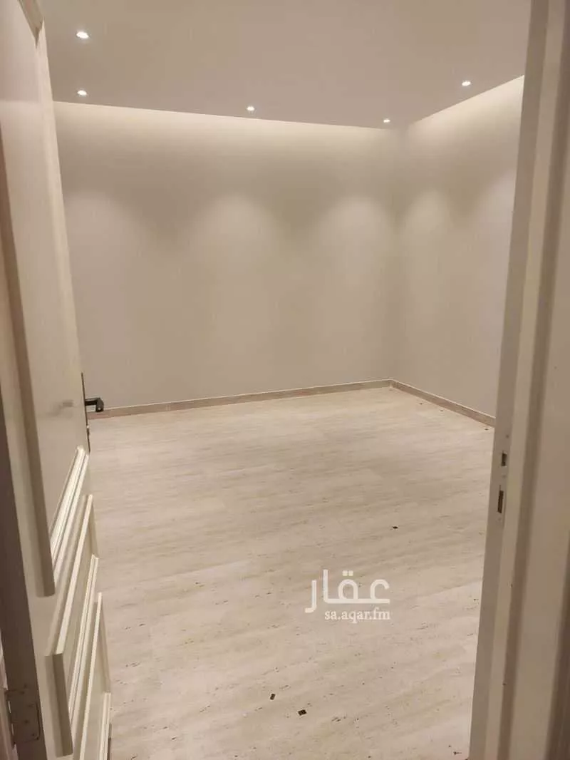 شقة 4 غرف في المهدية 17