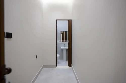 3 bedroom apartment in Al Salamah 7