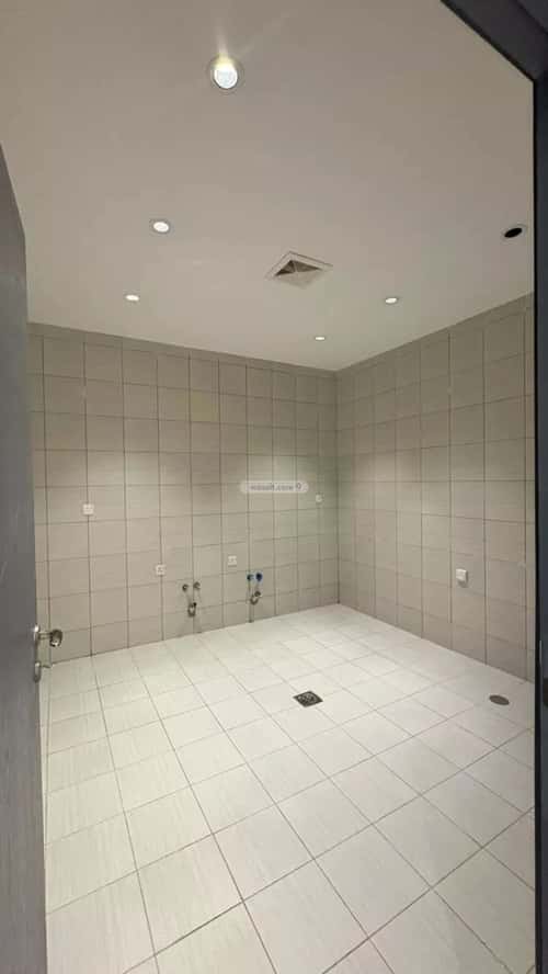 شقة 5 غرف في الواحة 4