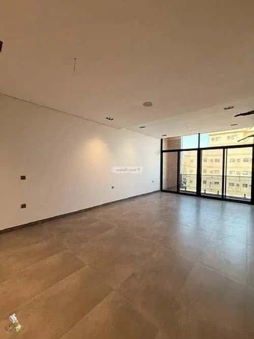 شقة 4 غرف في الزهراء 8