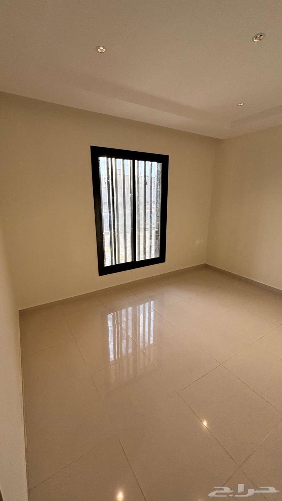 شقة 5 غرف في الدفاع 11