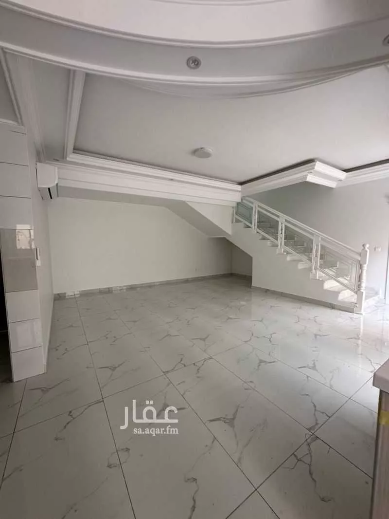 فيلا 6 غرف في النعيم 11