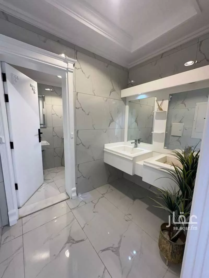 فيلا 6 غرف في النعيم 12