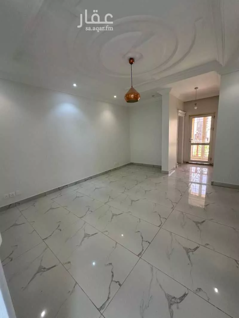 فيلا 6 غرف في النعيم 5