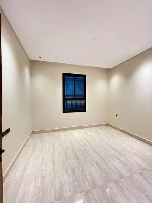 6 bedroom villa in Al Sharayea 9