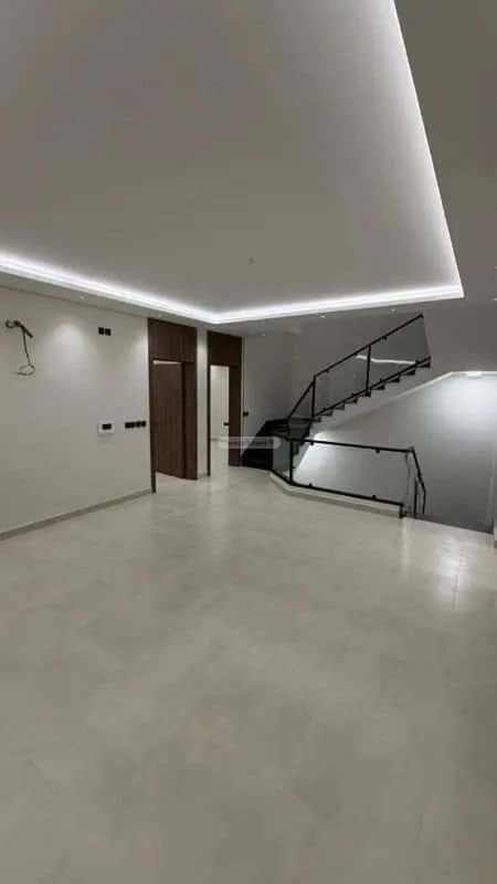 فيلا 7 غرف في ورقان 11