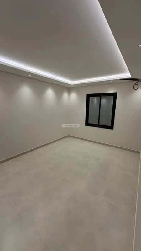 فيلا 7 غرف في ورقان 12