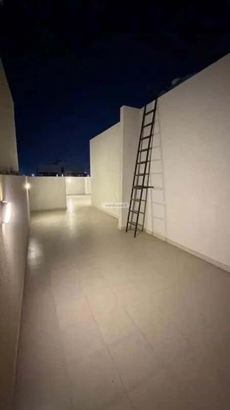 فيلا 7 غرف في ورقان 3