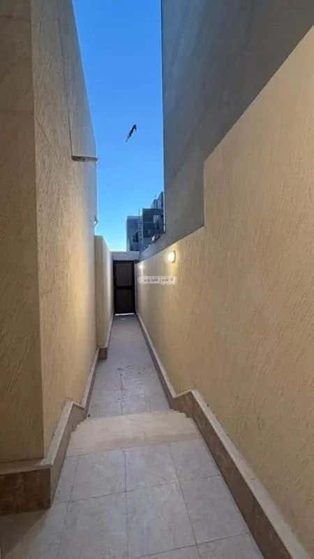 دور 5 غرف في نبلاء 15