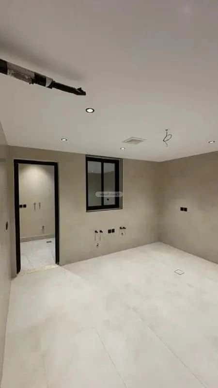 دور 5 غرف في نبلاء 8