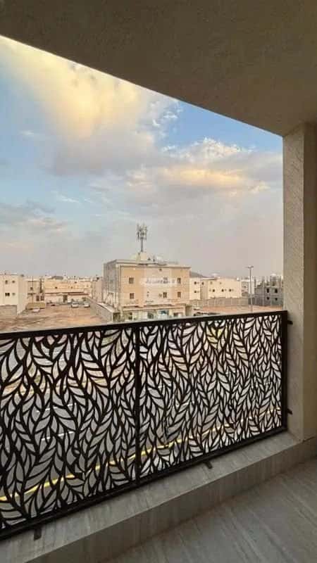5 bedroom apartment in Al Difa 11
