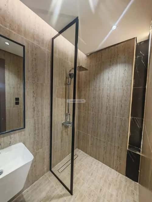 فيلا 5 غرف في عين الخيف 7