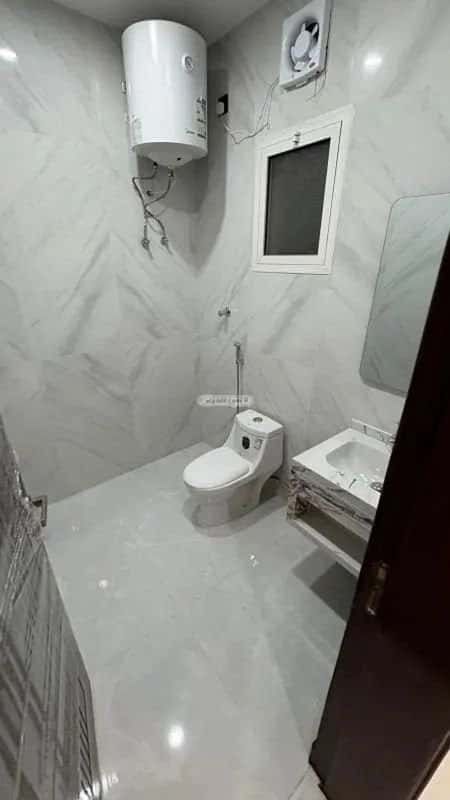 شقة 5 غرف في سكة الحديد 5