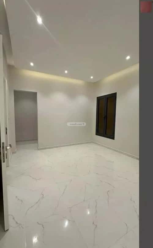 فيلا 4 غرف في الشراع 11