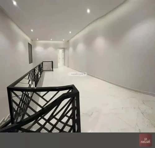 فيلا 4 غرف في الشراع 12