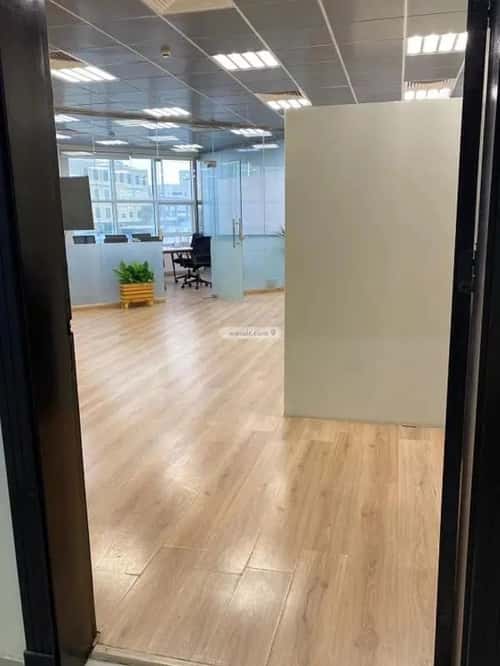 مكتب 2540 م² في الملقا 2