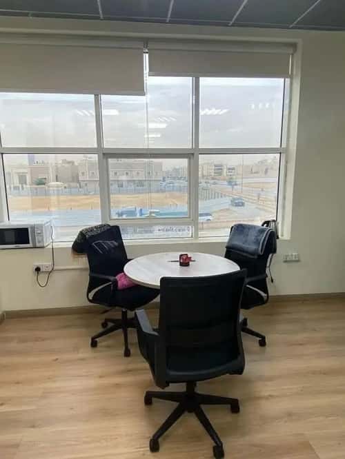 مكتب 2540 م² في الملقا 9