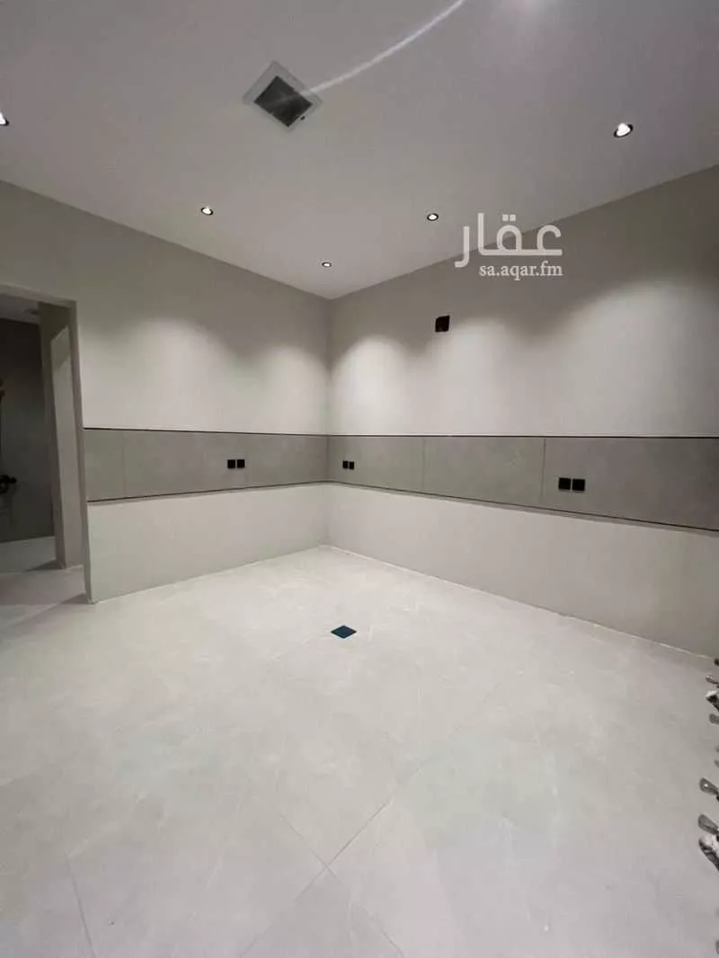 7 bedroom floor in Al Maizilah 12