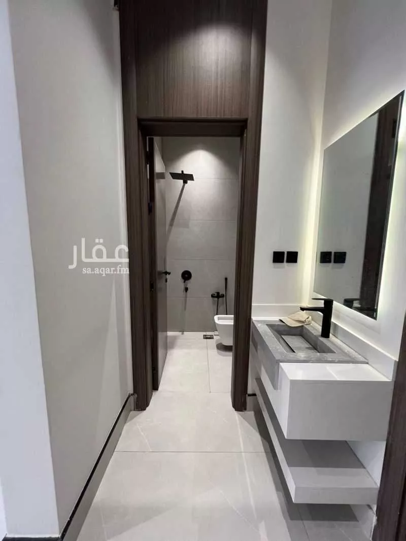 7 bedroom floor in Al Maizilah 9