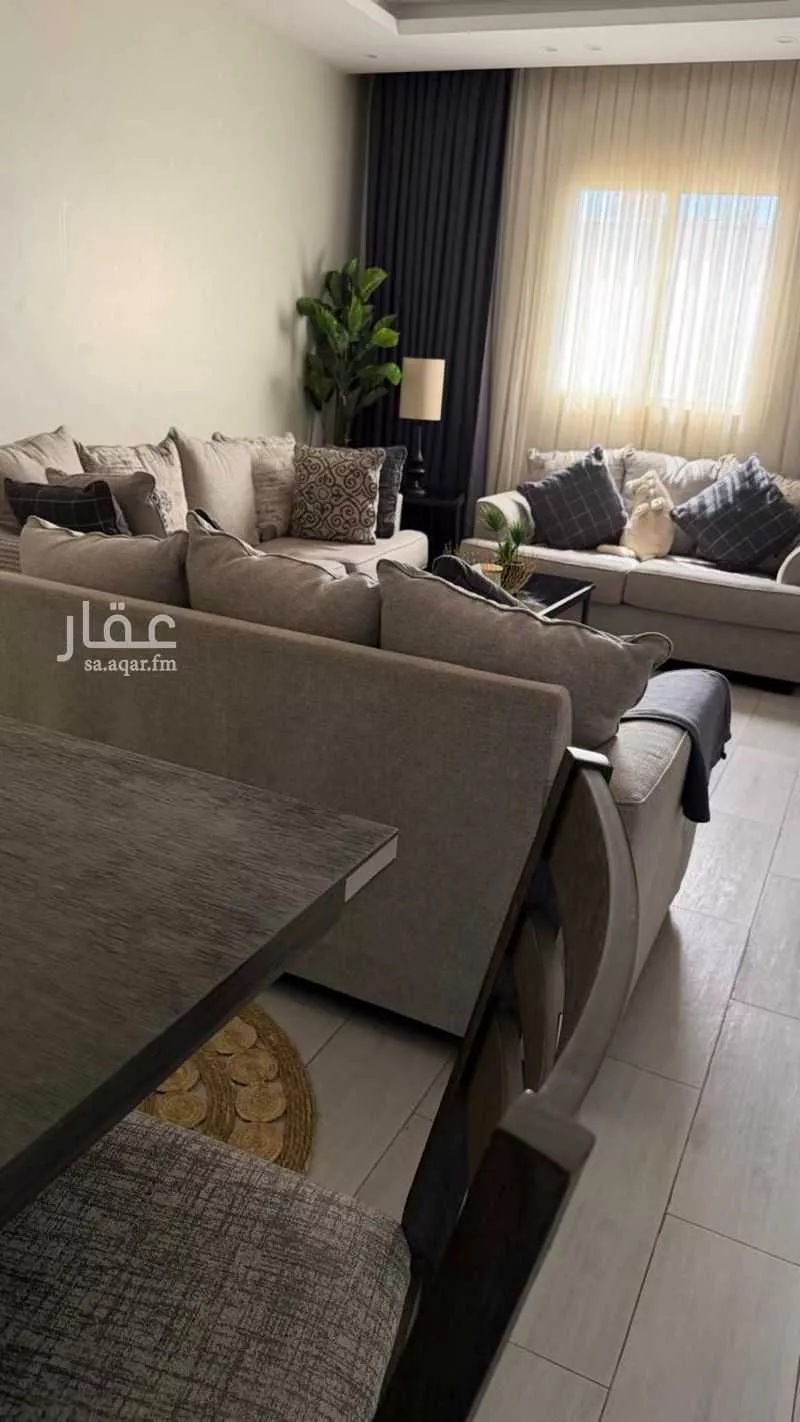 شقة 5 غرف في العريض 3