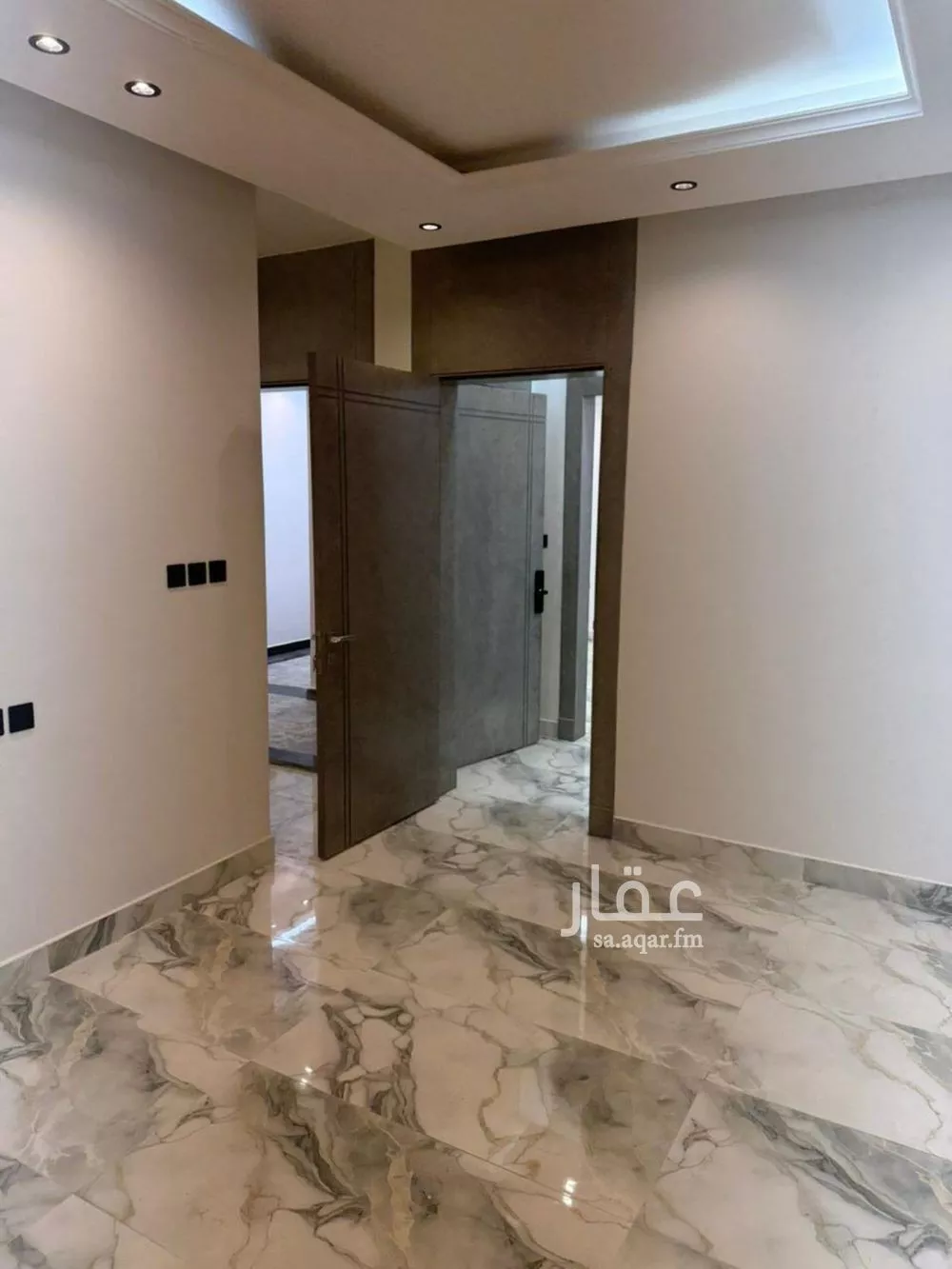 شقة 6 غرف في هجر 13