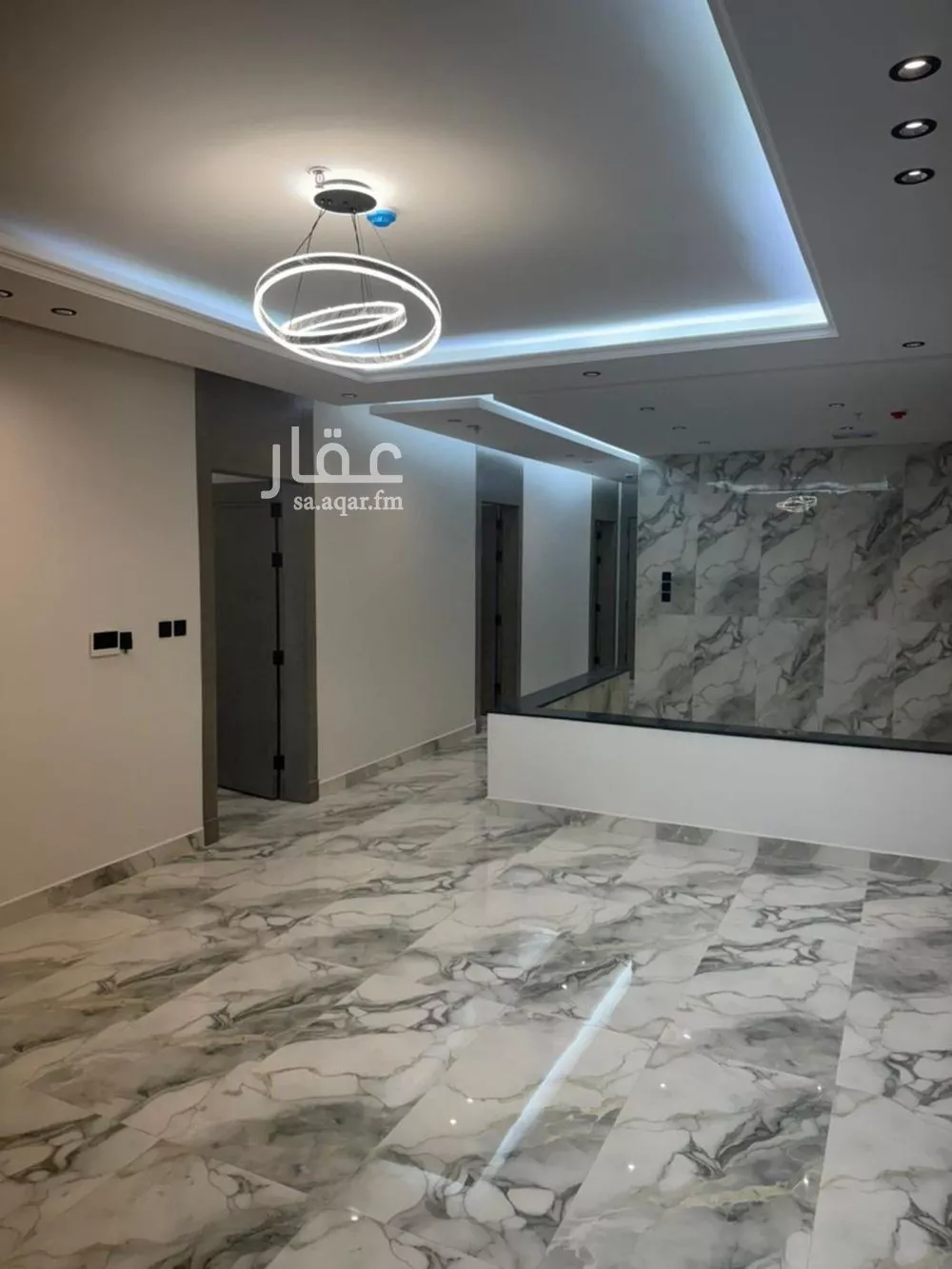 شقة 6 غرف في هجر 5