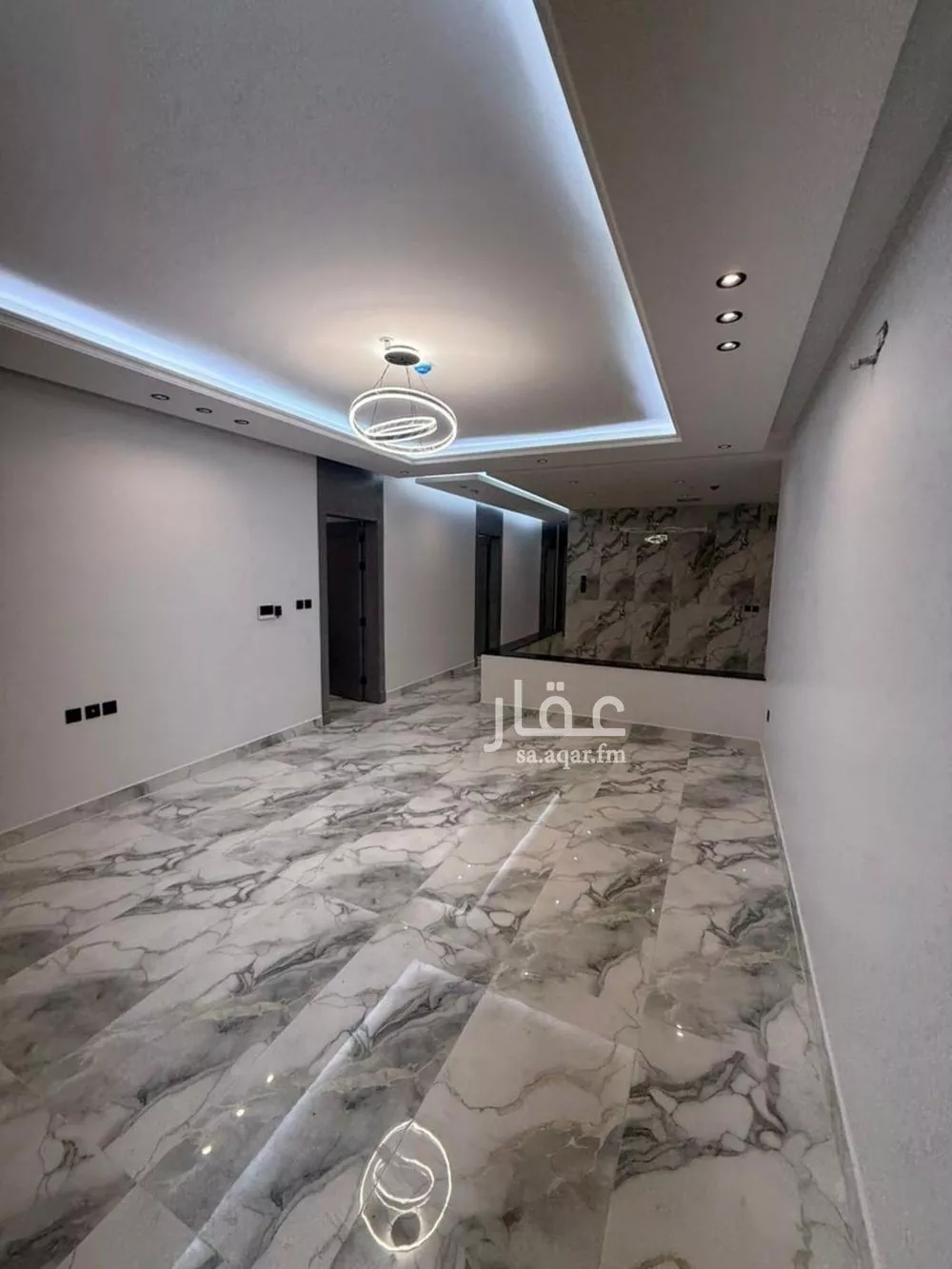 شقة 6 غرف في هجر 9