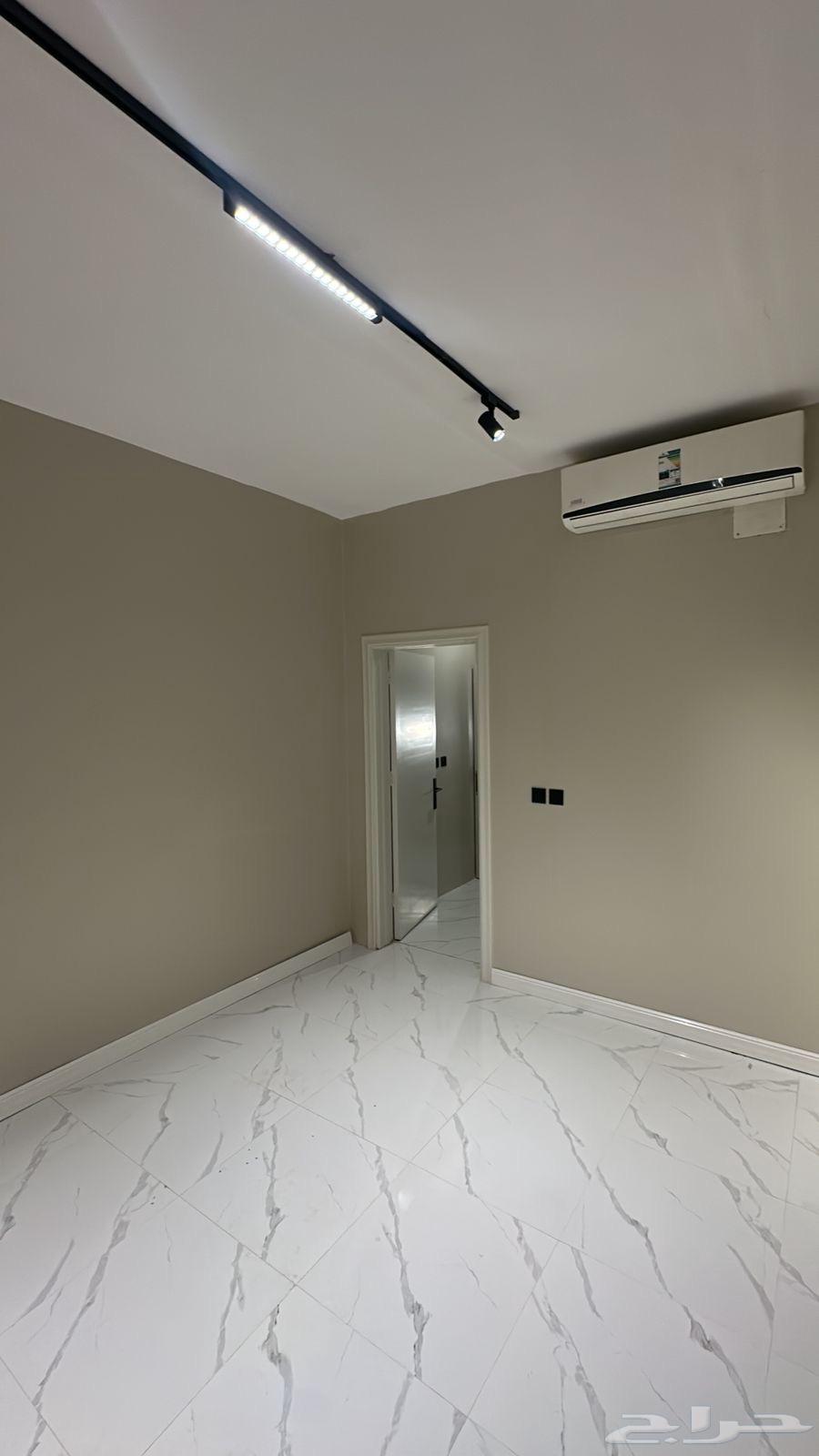 فيلا 6 غرف في المهدية 4