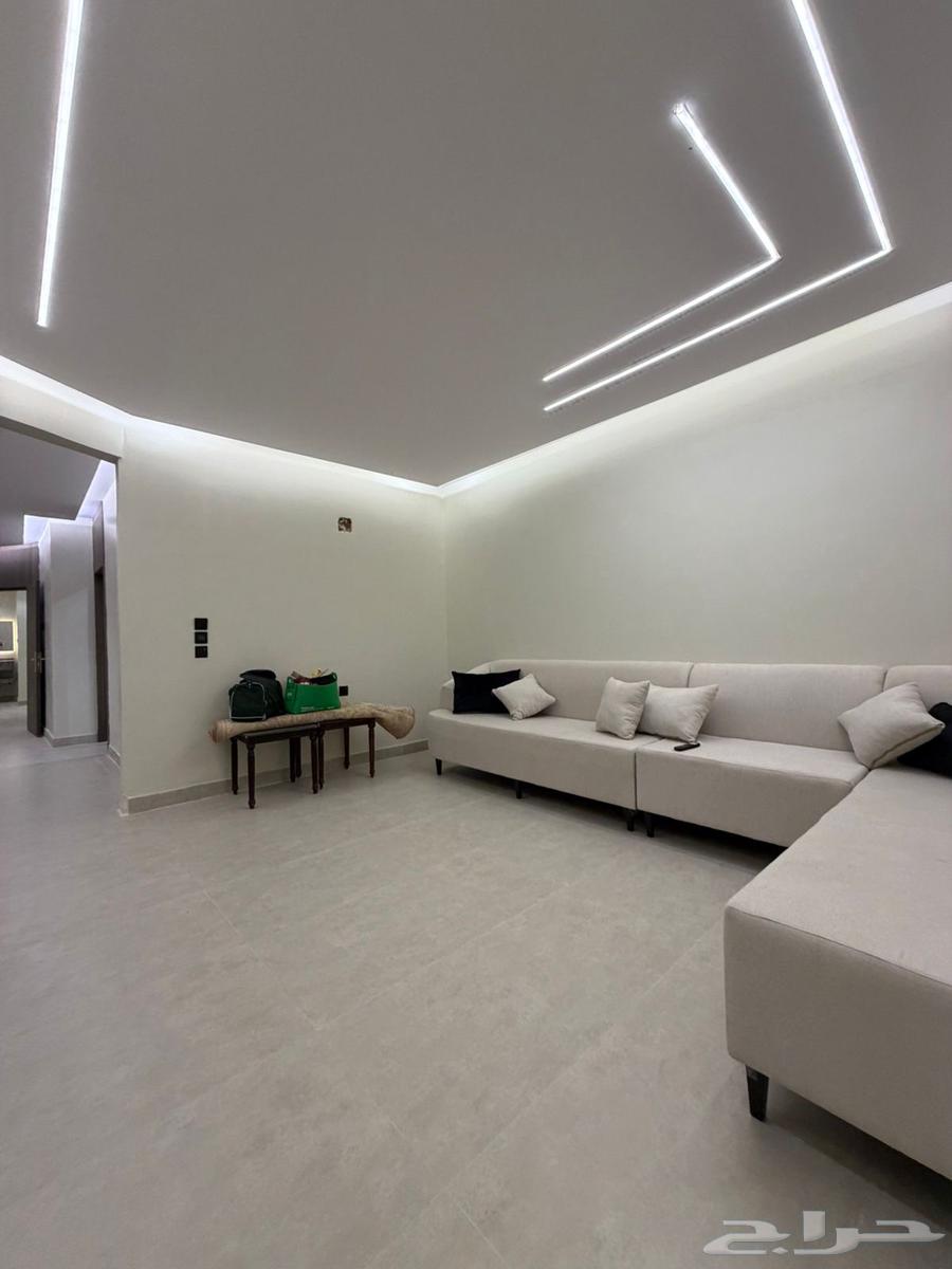 شقة 3 غرف في طويق 20