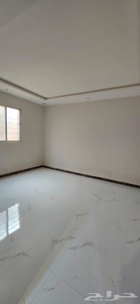 شقة 3 غرف في الرمال 6