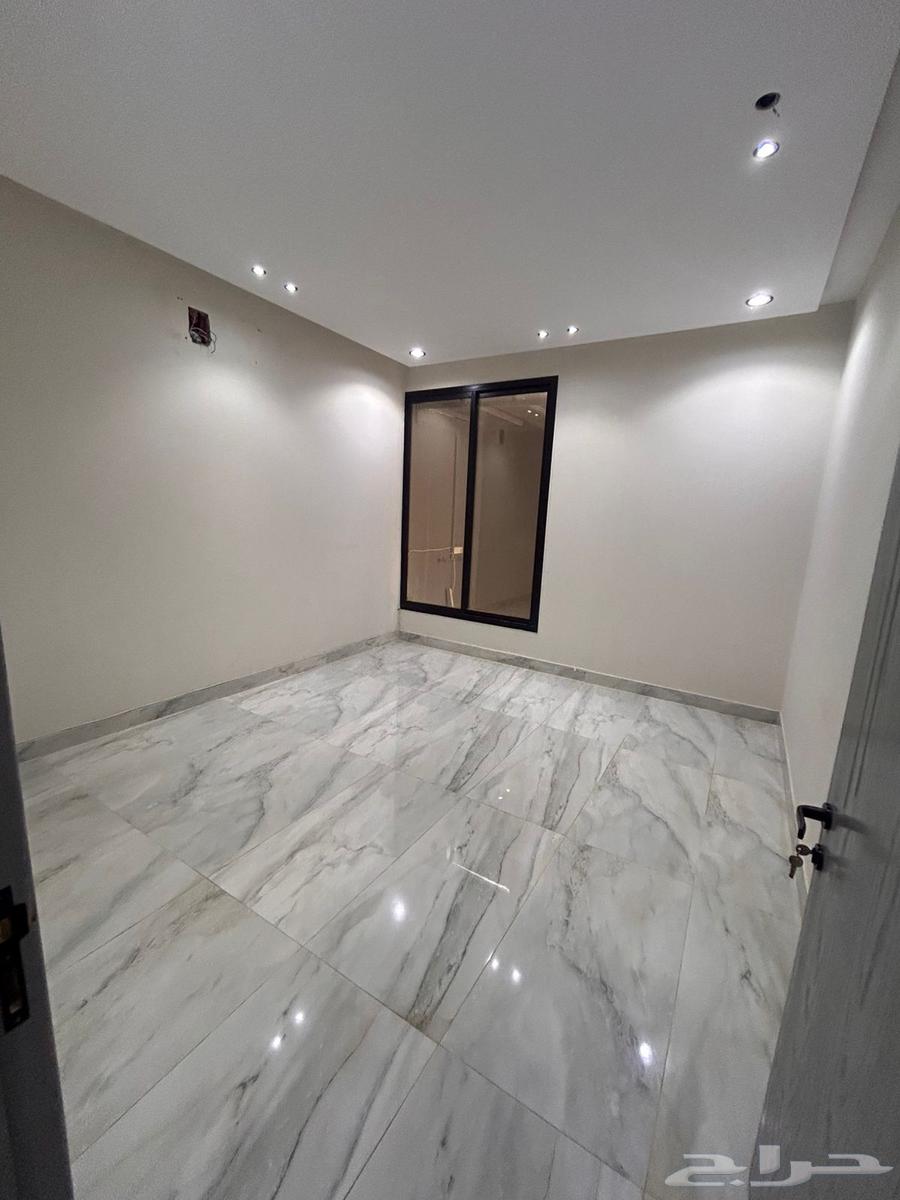 شقة 3 غرف في عكاظ 12