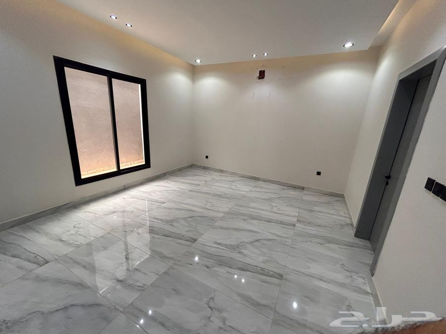 شقة 3 غرف في عكاظ 15