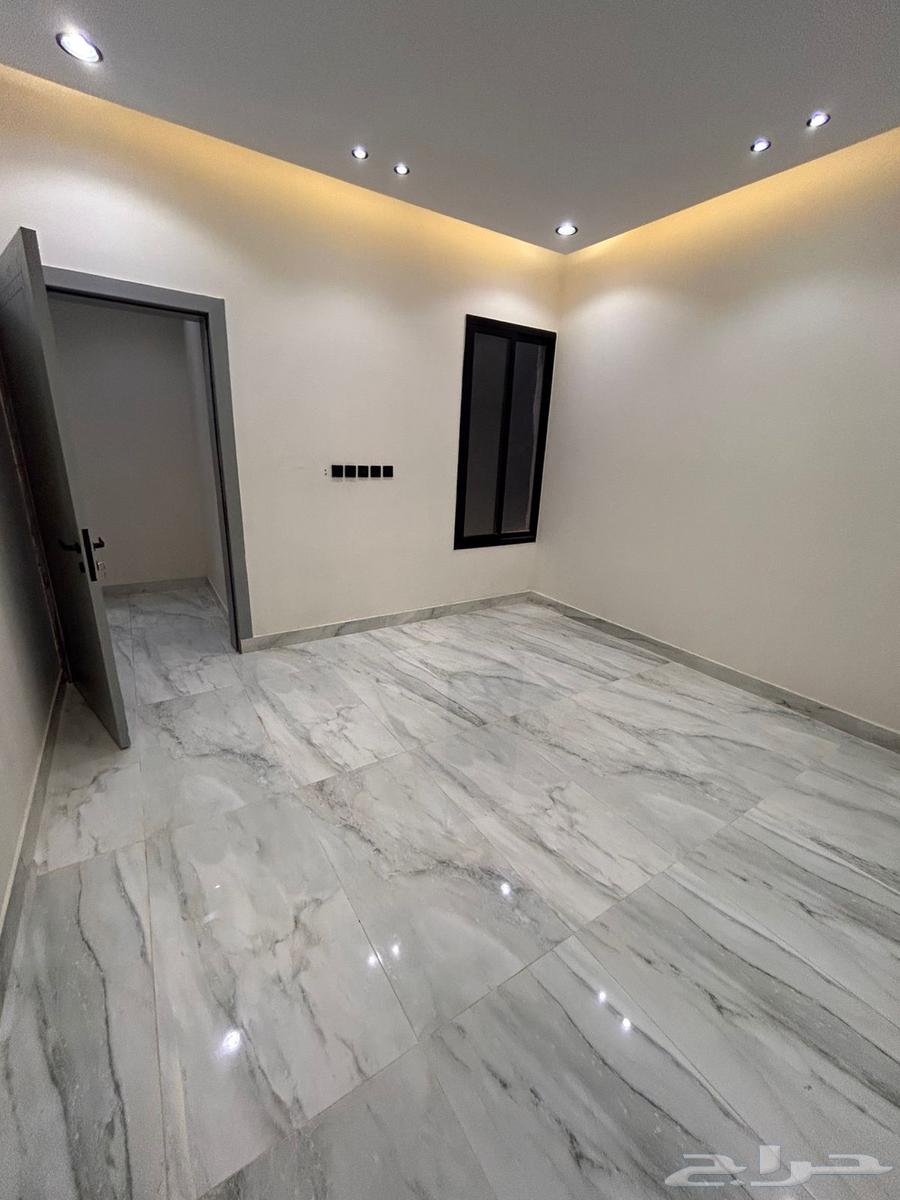 شقة 3 غرف في عكاظ 17