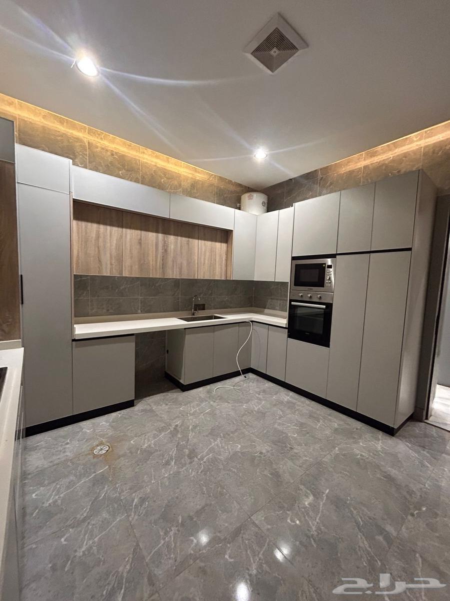 شقة 3 غرف في عكاظ 22