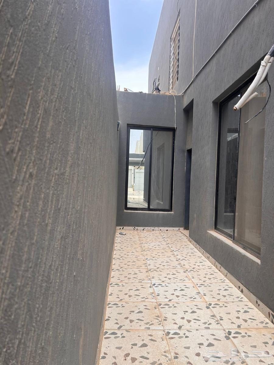 شقة 3 غرف في عكاظ 6