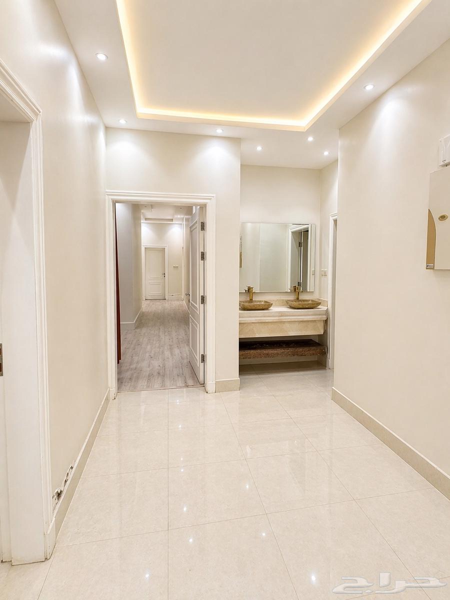 شقة 4 غرف في النرجس 4