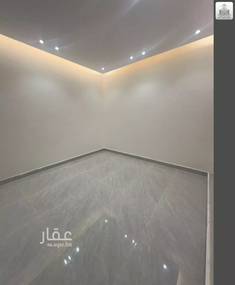 فيلا 5 غرف في عكاظ 16