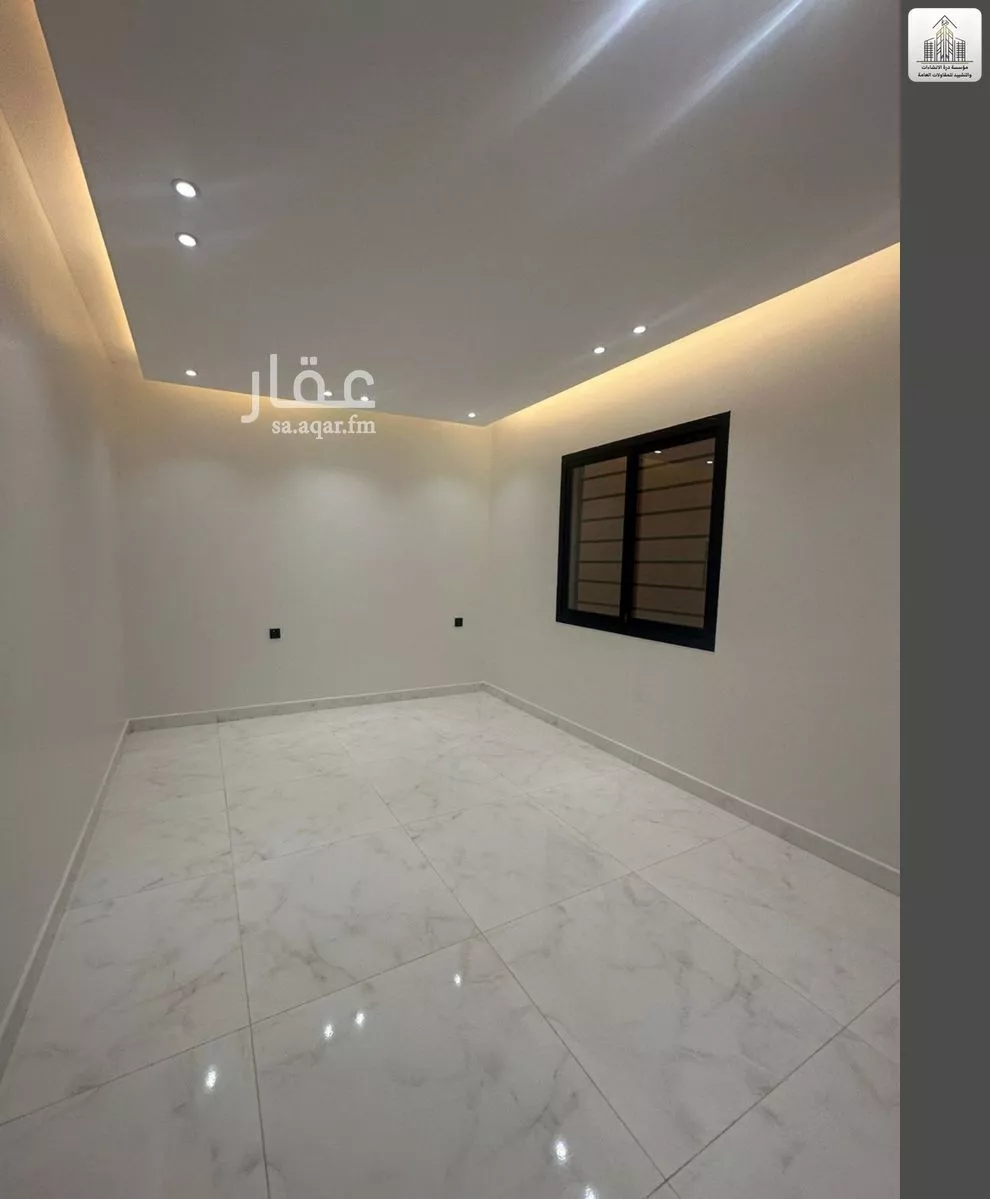 فيلا 5 غرف في عكاظ 4