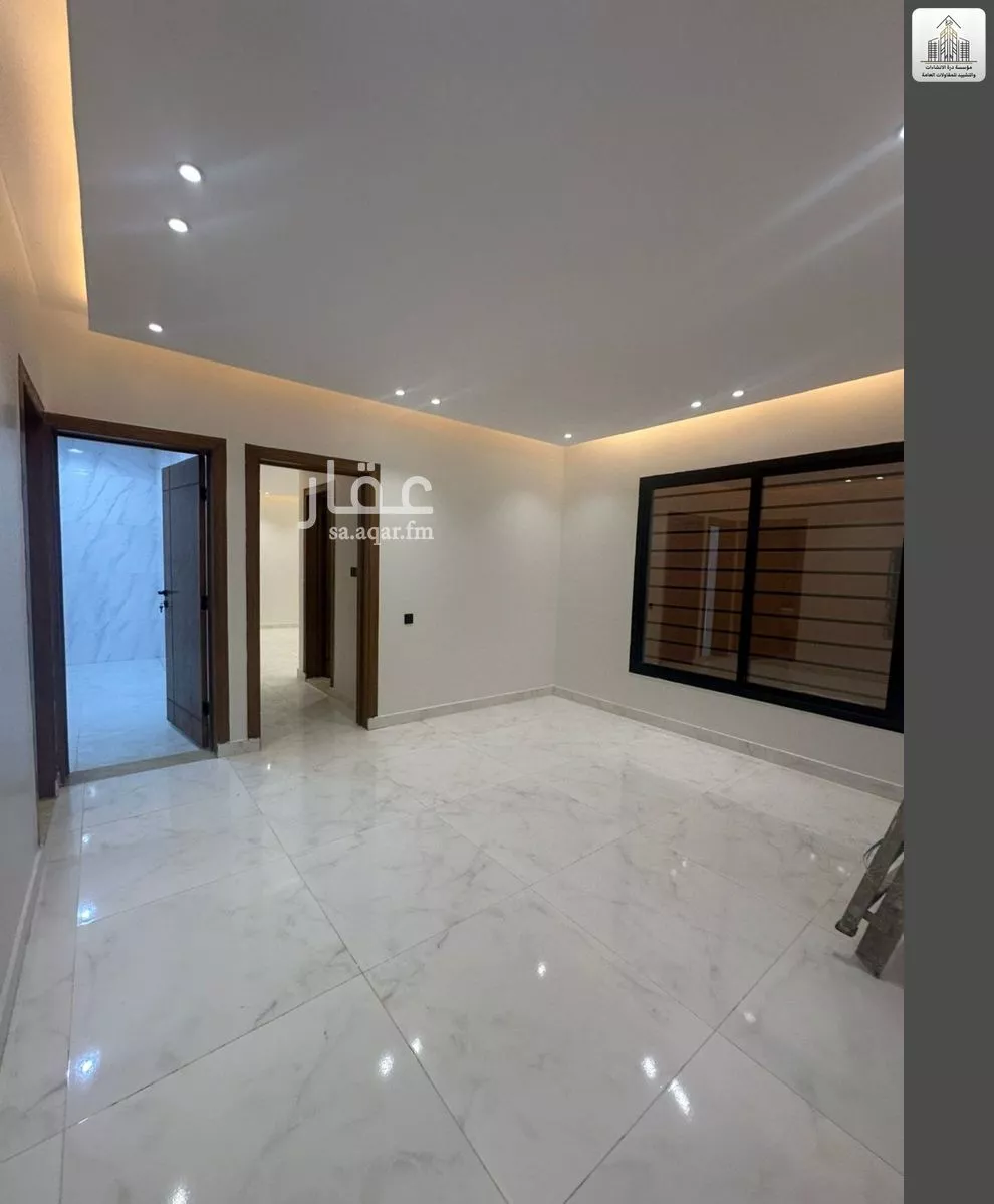 فيلا 5 غرف في عكاظ 6