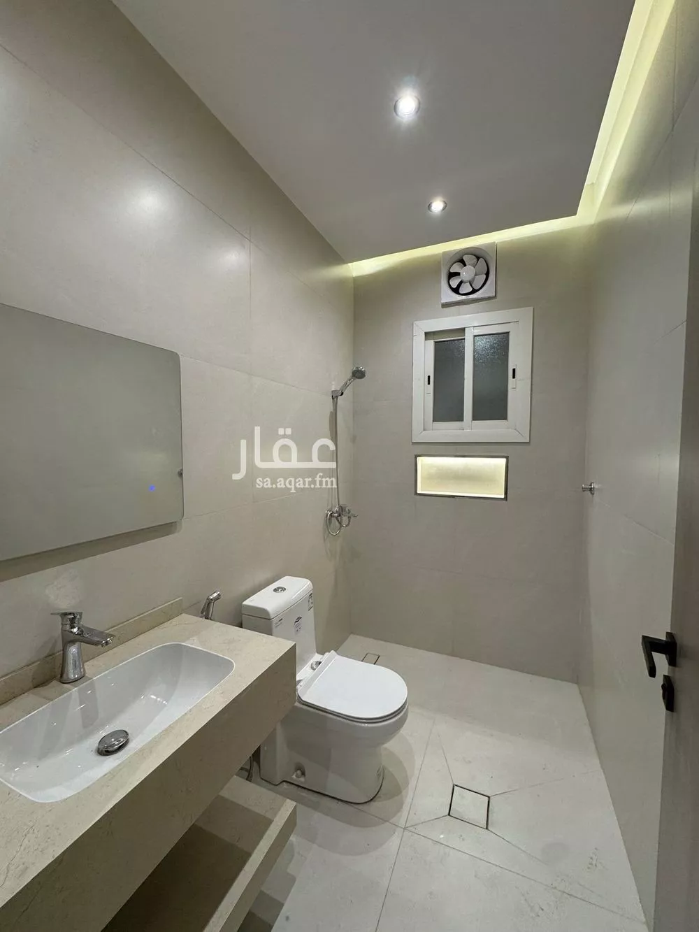 شقة 4 غرف في المروة 10