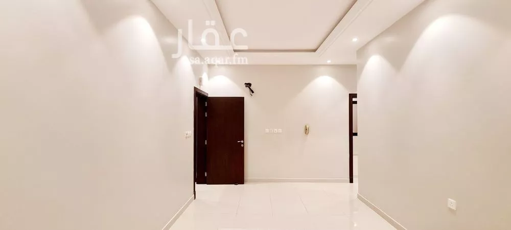 شقة 3 غرف في الورود 3